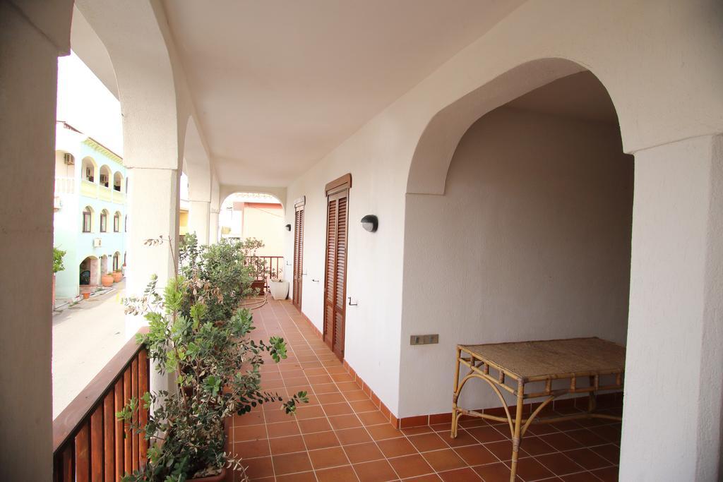 Appartamenti Ideal Isola Rossa Esterno foto
